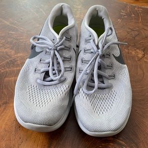 Nike Free RN Size 9